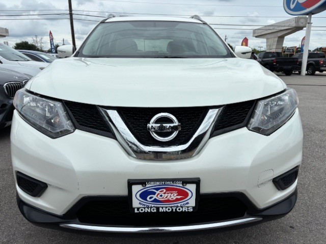 Nissan Rogue Vehicle Full-screen Gallery Image 02