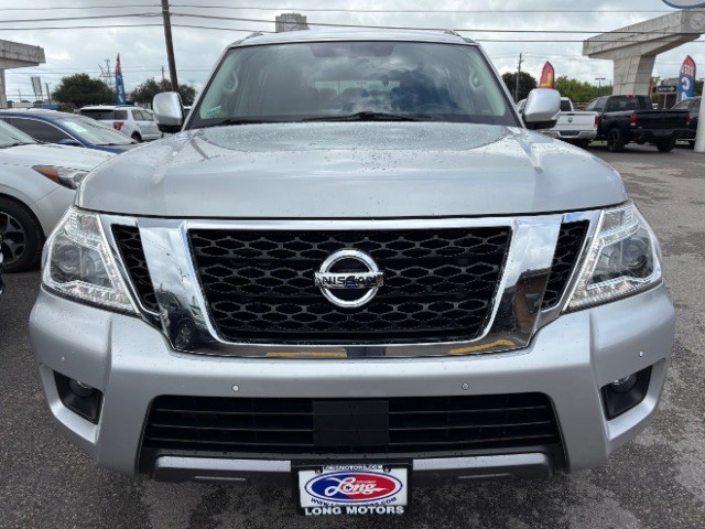 Nissan Armada Vehicle Full-screen Gallery Image 02