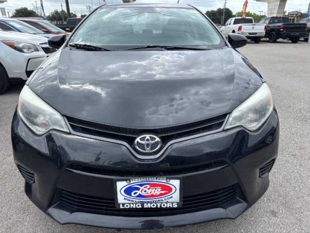 Toyota Corolla Vehicle Full-screen Gallery Image 02