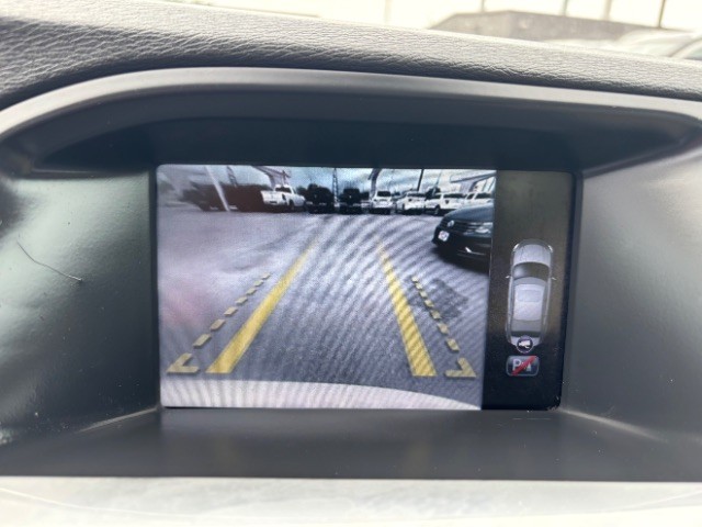 Volvo S60 Vehicle Full-screen Gallery Image 12