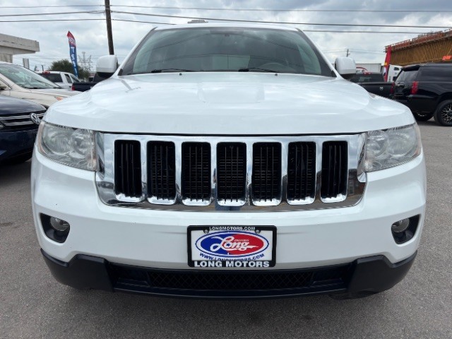 Jeep Grand Cherokee Vehicle Full-screen Gallery Image 02
