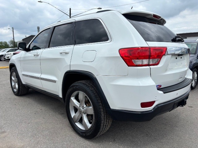 Jeep Grand Cherokee Vehicle Full-screen Gallery Image 04