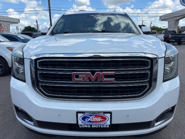 GMC Yukon XL Vehicle Full-screen Gallery Image 02