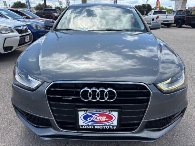 Audi A4 Vehicle Full-screen Gallery Image 02