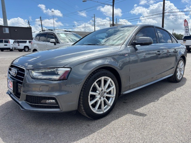 Audi A4 Vehicle Full-screen Gallery Image 03
