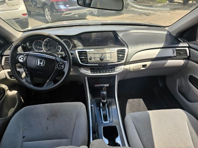 Honda Accord Sedan Vehicle Full-screen Gallery Image 06