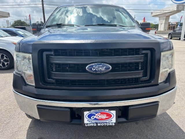 Ford F-150 Vehicle Full-screen Gallery Image 02