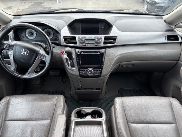 Honda Odyssey Vehicle Full-screen Gallery Image 08