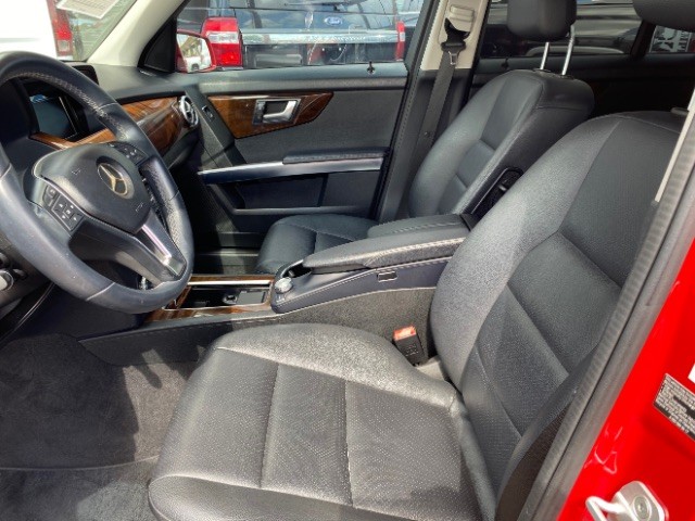 Mercedes-Benz GLK 350 Vehicle Full-screen Gallery Image 08
