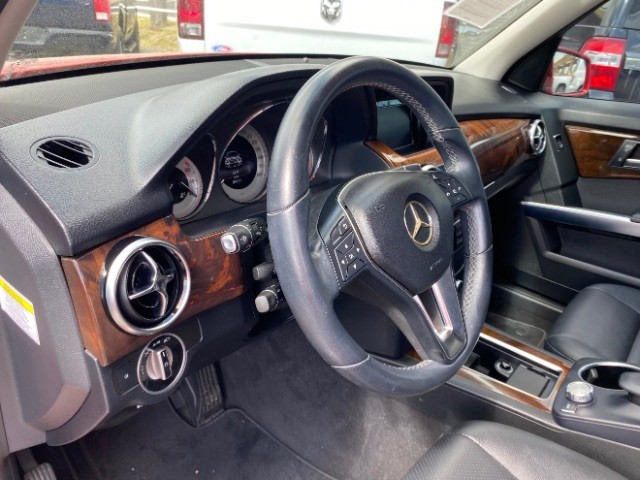 Mercedes-Benz GLK 350 Vehicle Full-screen Gallery Image 09