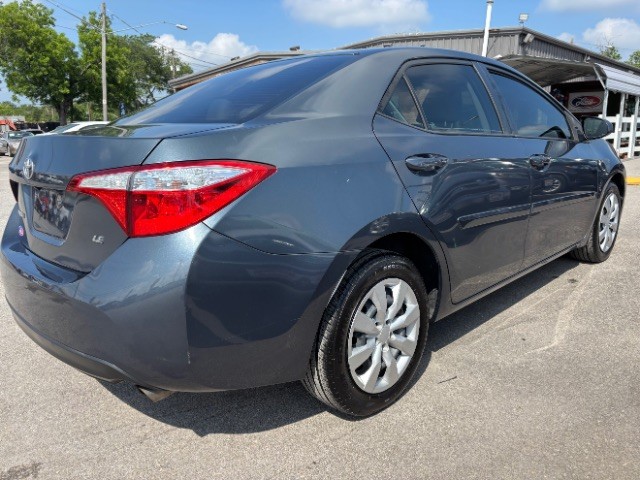 Toyota Corolla Vehicle Full-screen Gallery Image 05