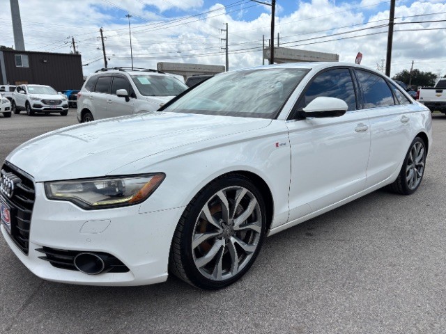 Audi A6 Vehicle Full-screen Gallery Image 03