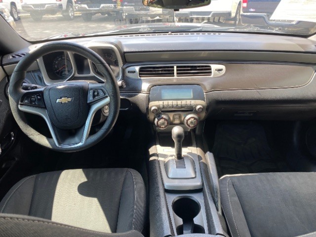Chevrolet Camaro Vehicle Full-screen Gallery Image 06