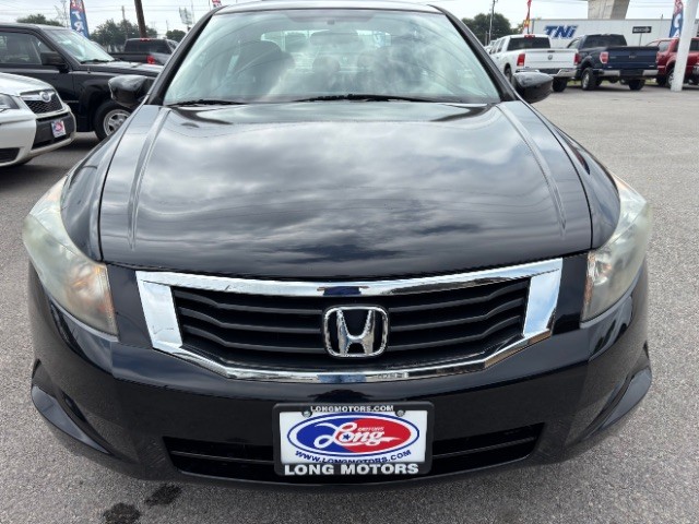 Honda Accord Sedan Vehicle Full-screen Gallery Image 02