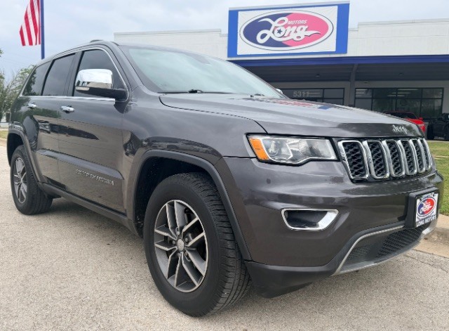 2017 Jeep Grand Cherokee Limited's photo