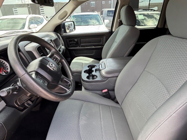 Ram 1500 Vehicle Full-screen Gallery Image 10