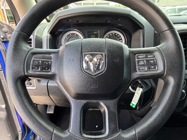Ram 1500 Vehicle Full-screen Gallery Image 11