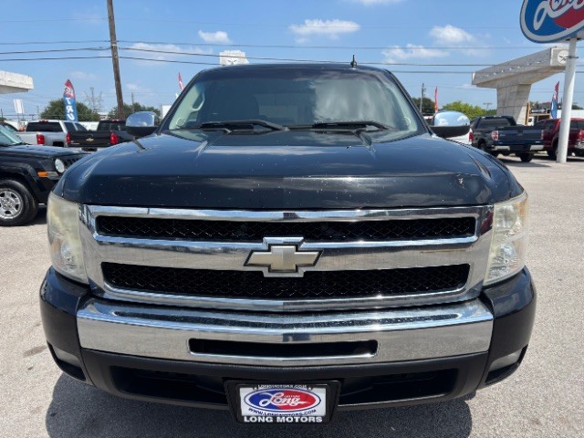 Chevrolet Silverado 1500 Vehicle Full-screen Gallery Image 02