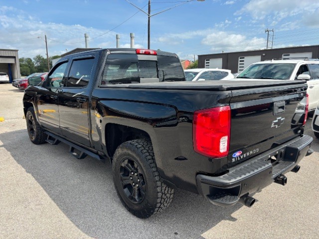 Chevrolet Silverado 1500 Vehicle Full-screen Gallery Image 04