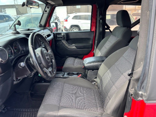 Jeep Wrangler Vehicle Full-screen Gallery Image 06