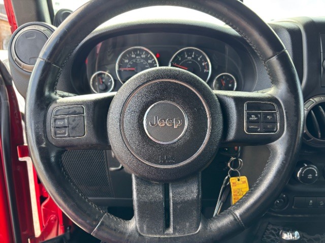 Jeep Wrangler Vehicle Full-screen Gallery Image 07