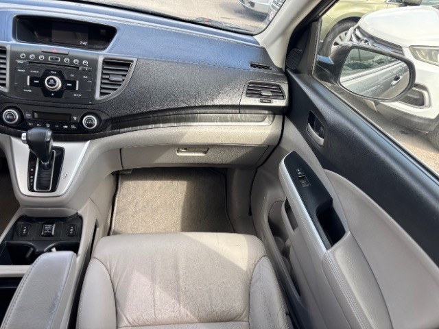 Honda CR-V Vehicle Full-screen Gallery Image 09