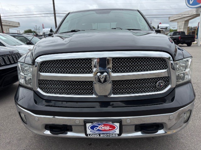 Ram 1500 Vehicle Full-screen Gallery Image 02
