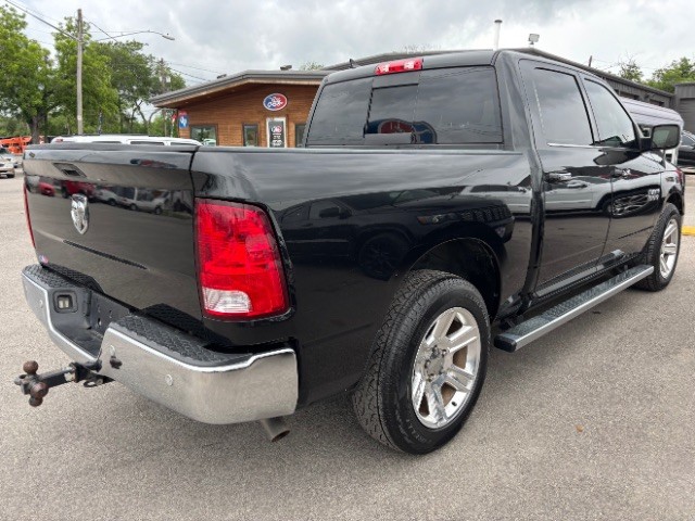 Ram 1500 Vehicle Full-screen Gallery Image 05