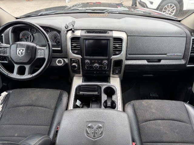 Ram 1500 Vehicle Full-screen Gallery Image 07