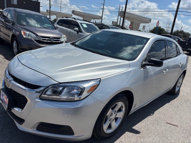 Chevrolet Malibu Vehicle Full-screen Gallery Image 03