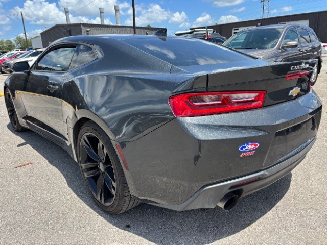 Chevrolet Camaro Vehicle Full-screen Gallery Image 04