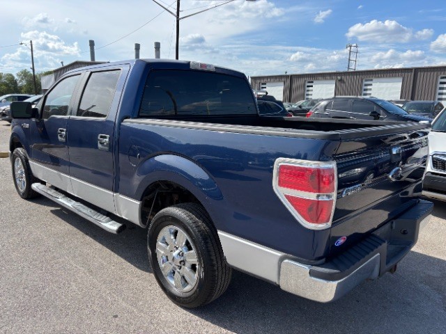Ford F-150 Vehicle Full-screen Gallery Image 04