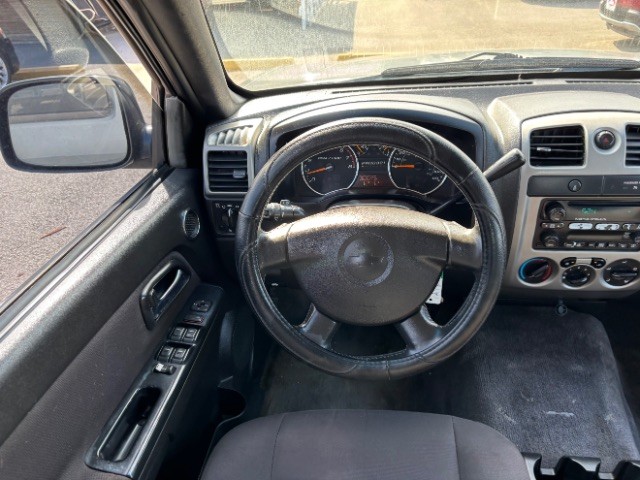 Chevrolet Colorado Vehicle Full-screen Gallery Image 08