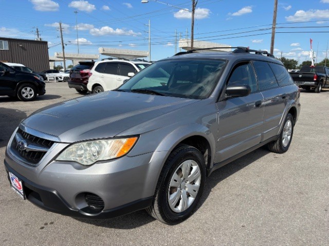 Subaru Outback Vehicle Full-screen Gallery Image 03