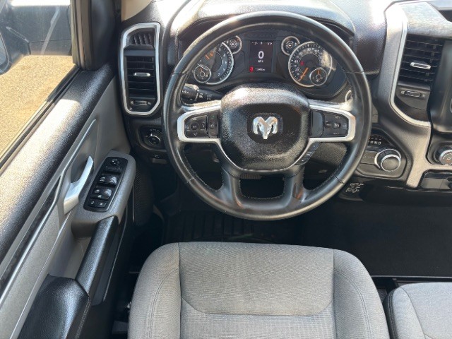 Ram 1500 Vehicle Full-screen Gallery Image 07
