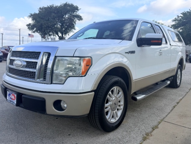 Ford F-150 Vehicle Full-screen Gallery Image 02