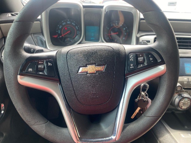 Chevrolet Camaro Vehicle Full-screen Gallery Image 10