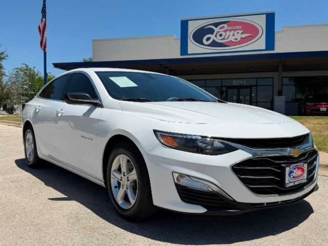 more details - chevrolet malibu