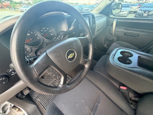 Chevrolet Silverado 1500 Vehicle Full-screen Gallery Image 09