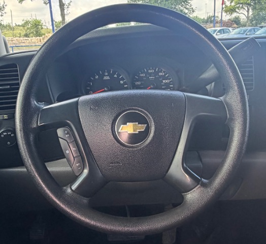 Chevrolet Silverado 1500 Vehicle Full-screen Gallery Image 12