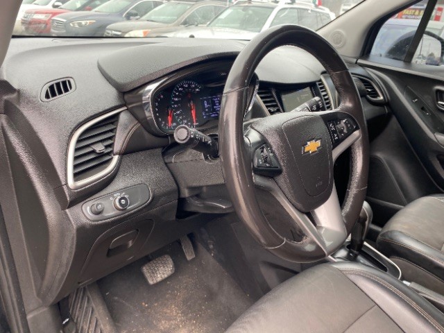 Chevrolet Trax Vehicle Full-screen Gallery Image 09