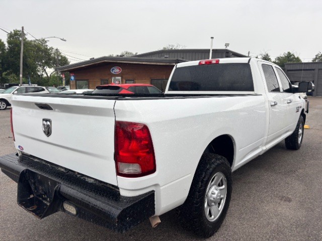Ram 2500 Vehicle Full-screen Gallery Image 05