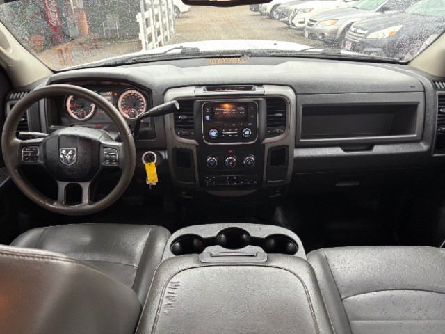 Ram 2500 Vehicle Full-screen Gallery Image 07