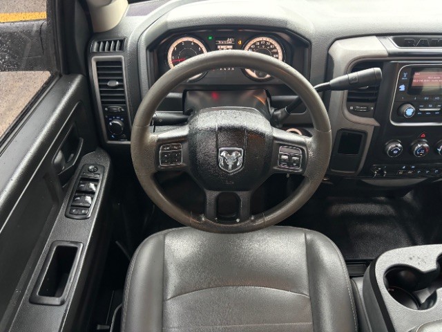 Ram 2500 Vehicle Full-screen Gallery Image 08