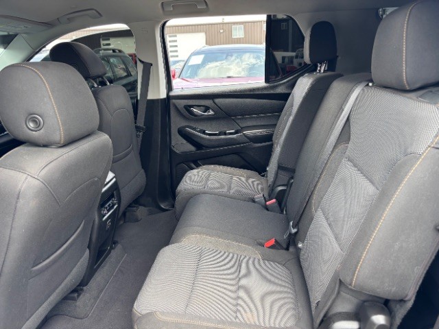 Chevrolet Traverse Vehicle Full-screen Gallery Image 06