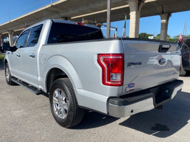 Ford F-150 Vehicle Full-screen Gallery Image 05