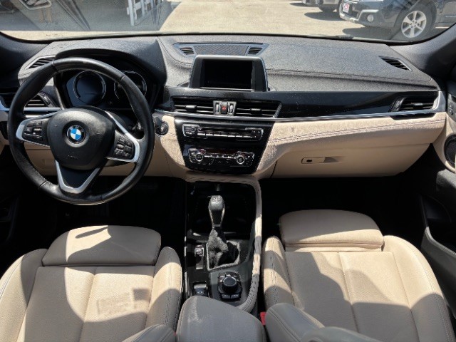 BMW X2 Vehicle Full-screen Gallery Image 07