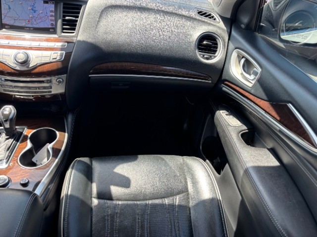 INFINITI QX60 Vehicle Full-screen Gallery Image 09