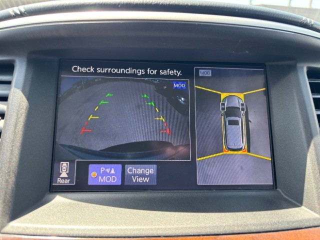 INFINITI QX60 Vehicle Full-screen Gallery Image 12