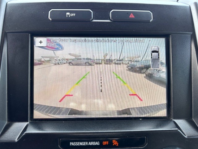 Ford F-150 Vehicle Full-screen Gallery Image 11